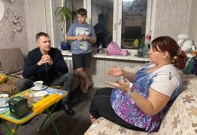 Владимир Волков встретился с семьей мобилизованного из Люберец