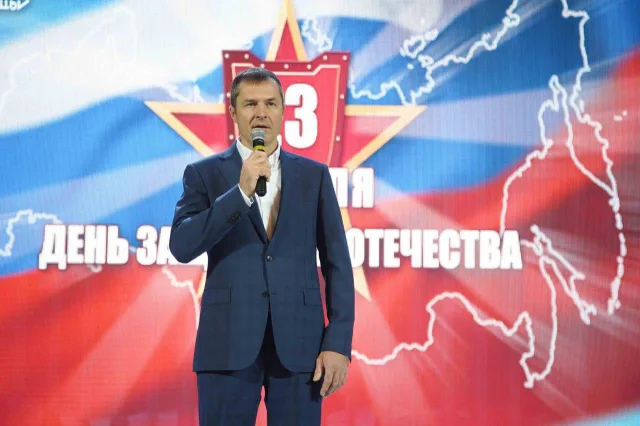 Жителей Люберец поздравили с наступающим Днем защитника Отечества