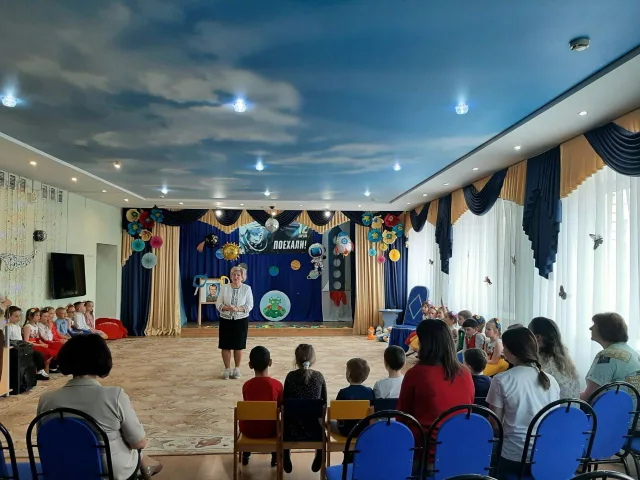 Лидия Антонова посетила в детском саду Люберец праздничное мероприятие ко Дню космонавтики