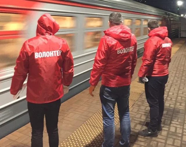 В Люберцах в ходе рейдов на жд платформах и станциях провели 88 профилактических бесед