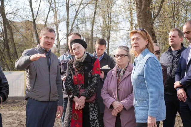 Владимир Волков обсудил с жителями Люберец благоустройство территории будущей станции МЦД