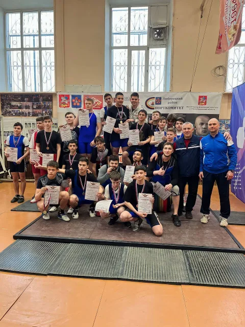 Спортсмены Люберец завоевали 12 медалей на турнире по тяжелой атлетике