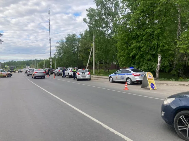 Инспекторы проверили более ста водителей Люберец на соблюдение правил перевозки детей