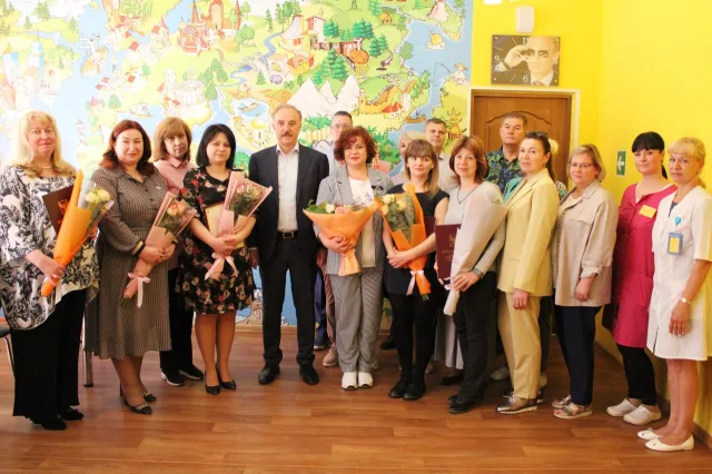 Ружицкий поздравил с профессиональным праздником соцработников центра помощи Люберец