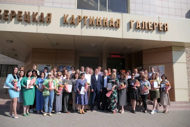 Владимир Волков поздравил представителей избирательной системы Люберец с праздником