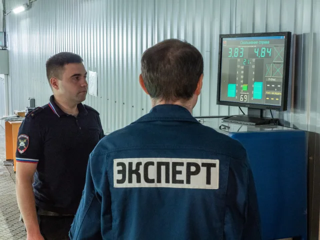 Водителям Люберец рассказали о выдаче свидетельства о допуске к перевозке опасных грузов