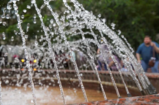 В поселке Люберец отремонтировали фонтан