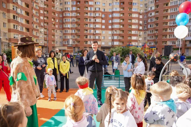 Владимир Волков принял участие в открытии новой губернаторской площадки в Люберцах