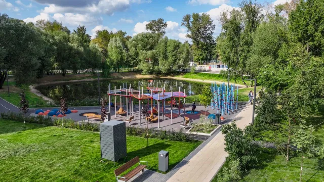 В Люберцах завершили благоустройство территории возле ж/д станции «Ухтомская»