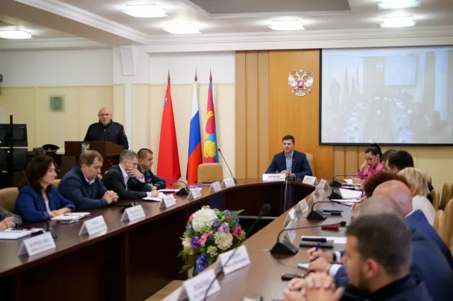 Владимир Волков провел оперативное совещание в Люберцах