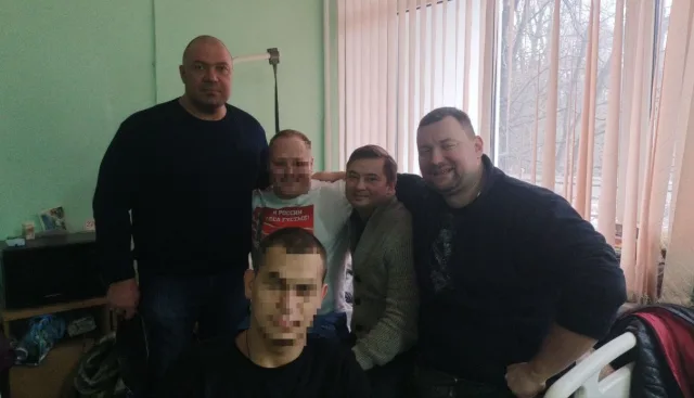 Спортсмен из Люберец встретился с участниками СВО