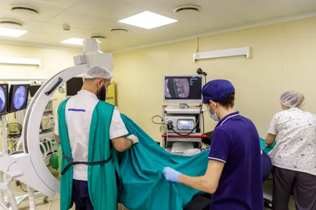 В больнице Люберец открыли новую эндоскопическую рентген-операционную для сложных операций