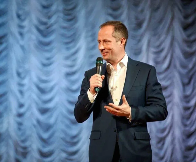 Депутат Госдумы Роман Терюшков поздравил жителей Люберец с Днём семьи