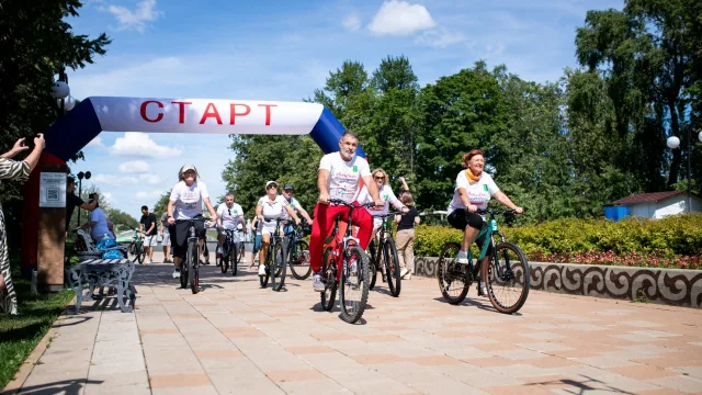 В парке Люберец долголеты приняли участие в велофестивале
