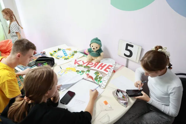 «Единая Россия» в Подмосковье передает гумпомощь в ПВР для эвакуированных из Курской области