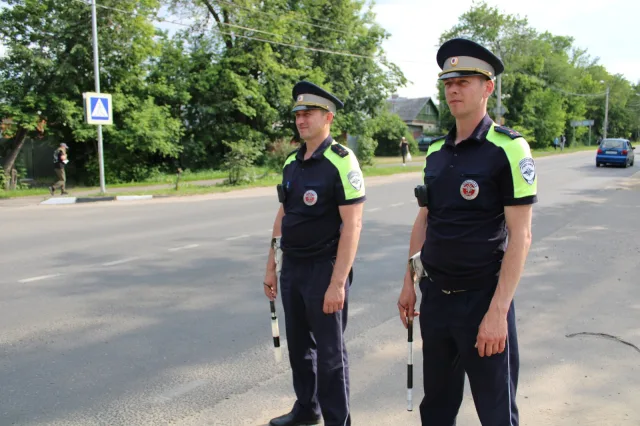 Госавтоинспекторы Люберец проводят мероприятие по профилактике ДТП