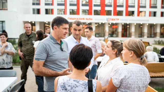 Владимир Волков принял участие во встрече с жителями Люберец в формате выездной администрации