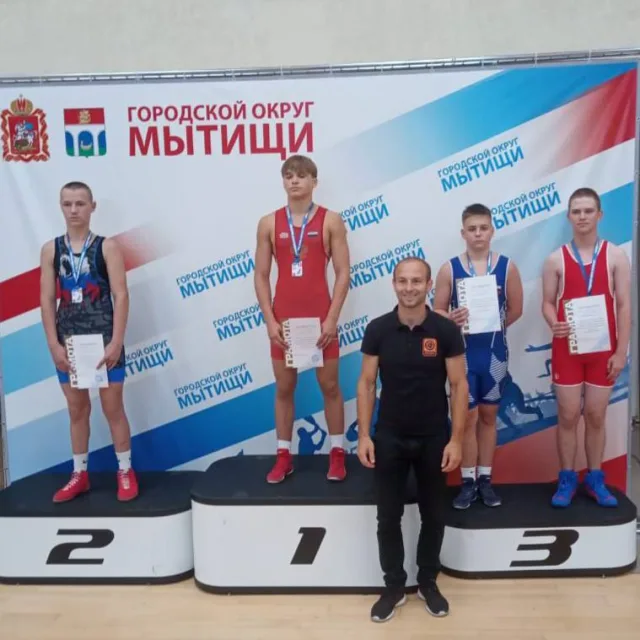 Спортсмен Люберец стал призером памятного турнира по греко-римской борьбе