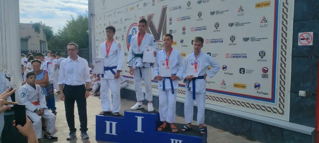 Юные спортсмены Люберец завоевали пять медалей на всероссийских соревнованиях по джиу-джитсу