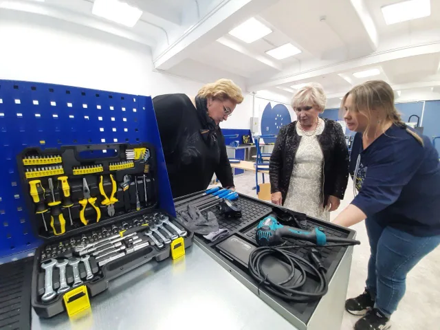 Лидия Антонова ознакомилась с работой образовательно-производственного кластера Люберец