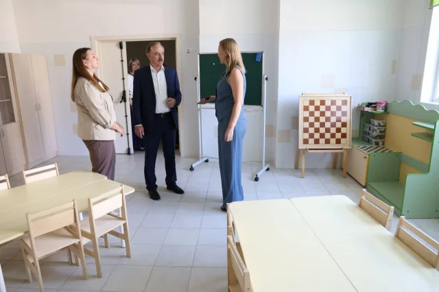 Владимир Ружицкий обсудил с коллективом детского сада в Люберцах подбор кадров