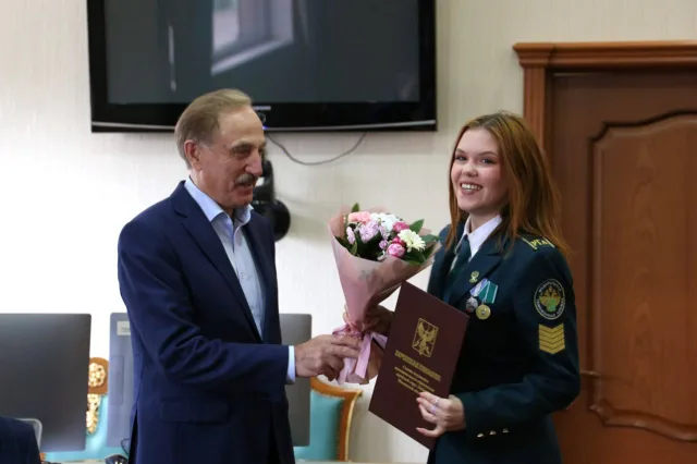 Владимир Ружицкий поздравил преподавателей и студентов РТА в Люберцах с профессиональным праздником