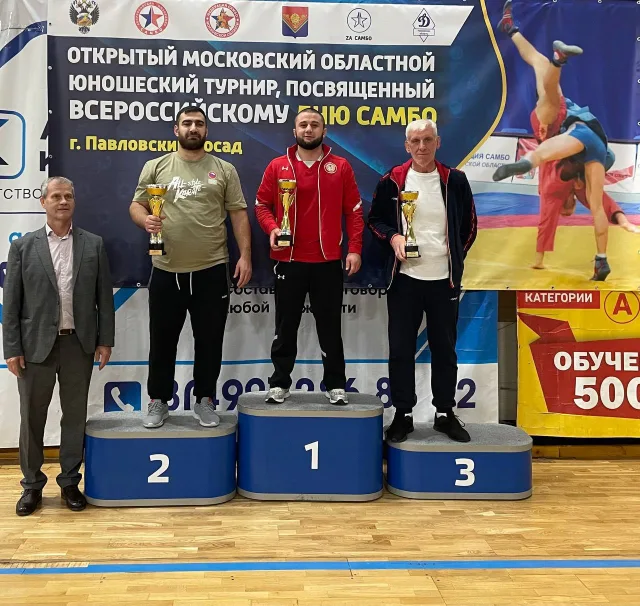 Восемь медалей завоевали люберецкие самбисты на Московском областном турнире
