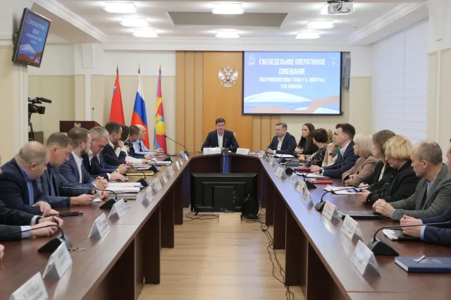 Владимир Волков провел оперативное совещание в Люберцах