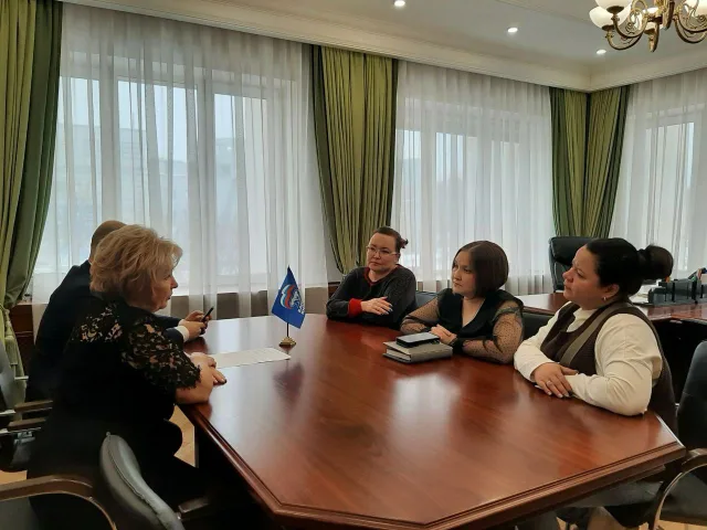 Лидия Антонова встретилась с активом общественной организации «Вера. Надежда. Любовь»