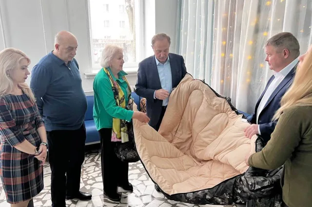 Председатель Совета депутатов Люберец передал гуманитарную помощь в Центр поддержки участников СВО и их семей