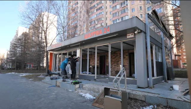 Несанкционированный объект общепита демонтируют в Люберцах