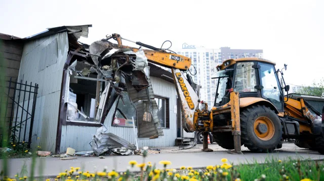 Демонтаж нестационарных торговых объектов продолжается в Люберцах