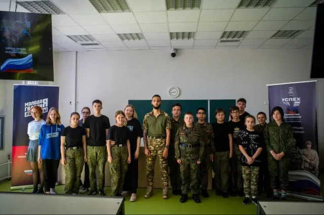 «Урок мужества» для школьников Люберец провёл участник СВО