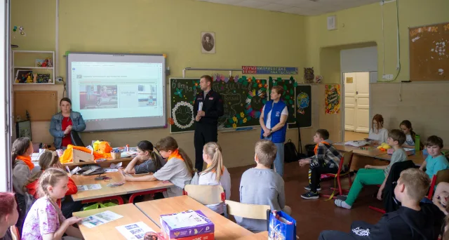 Урок по профилактике детского травматизма на железной дороге провели в Люберцах представители «Единой России»