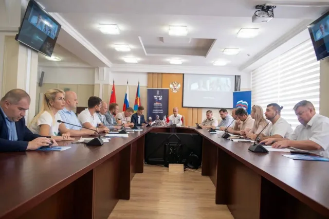 Итоги работы депутатского объединения «Единая Россия» за 1-ое полугодие 2025 года подвели в Люберцах