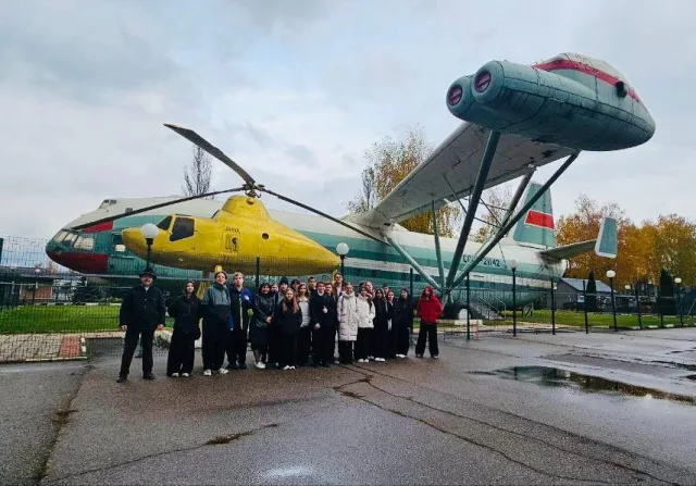 Школьники  Люберец побывали в центре им. Миля и Камова