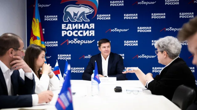 Владимир Волков провёл личный приём граждан