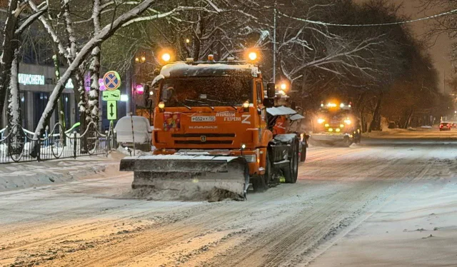 Коммунальные и дорожные службы Люберец переведены на усиленный режим работы