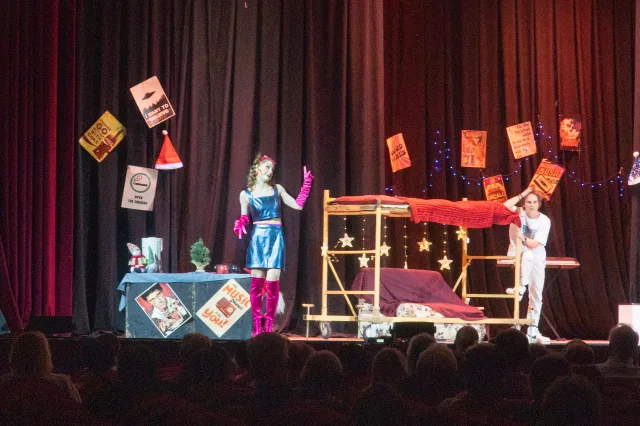 «Эти свободные бабочки»: «Театр в Городе Л» представил новый спектакль