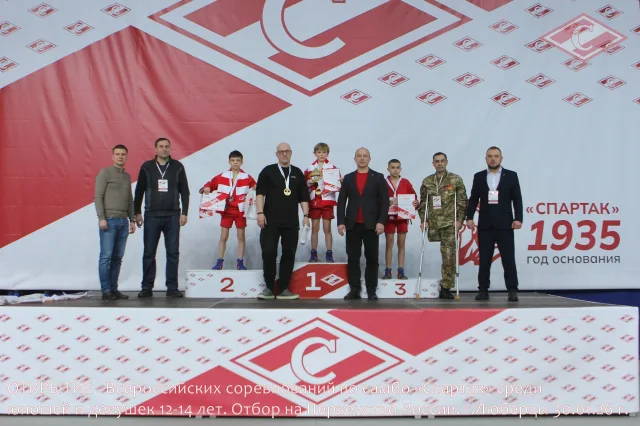 Шесть медалей различного достоинства завоевали люберецкие спортсмены на всероссийских соревнованиях по самбо